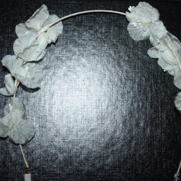 JENNIFER BEHR FOR J.CREW FORGET-ME-NOT CIRCLET IVO - Picture 3 of 8